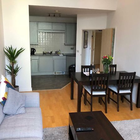 Stylish City Centre Apartment Cardiff Esterno foto