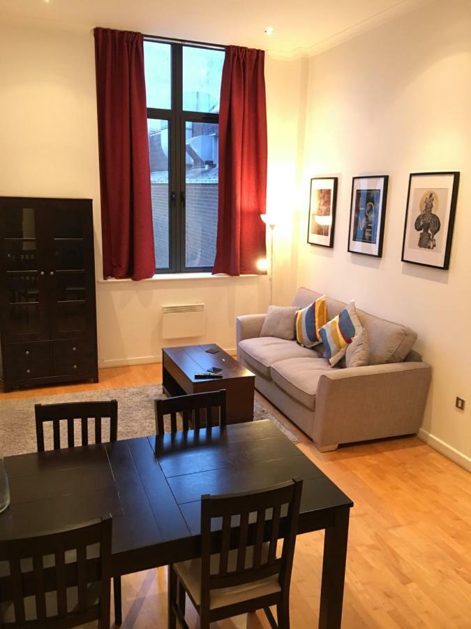 Stylish City Centre Apartment Cardiff Esterno foto