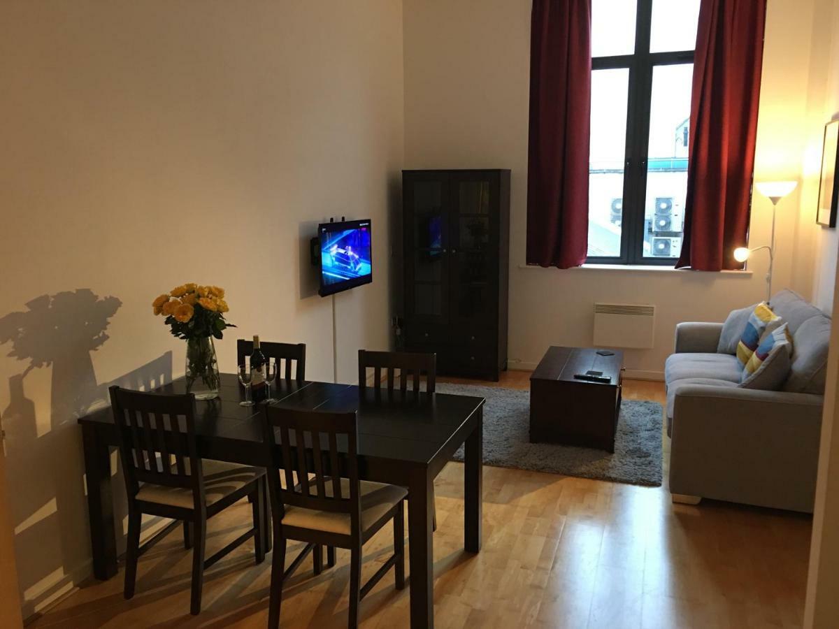 Stylish City Centre Apartment Cardiff Esterno foto