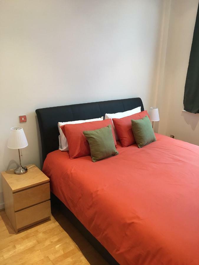 Stylish City Centre Apartment Cardiff Esterno foto