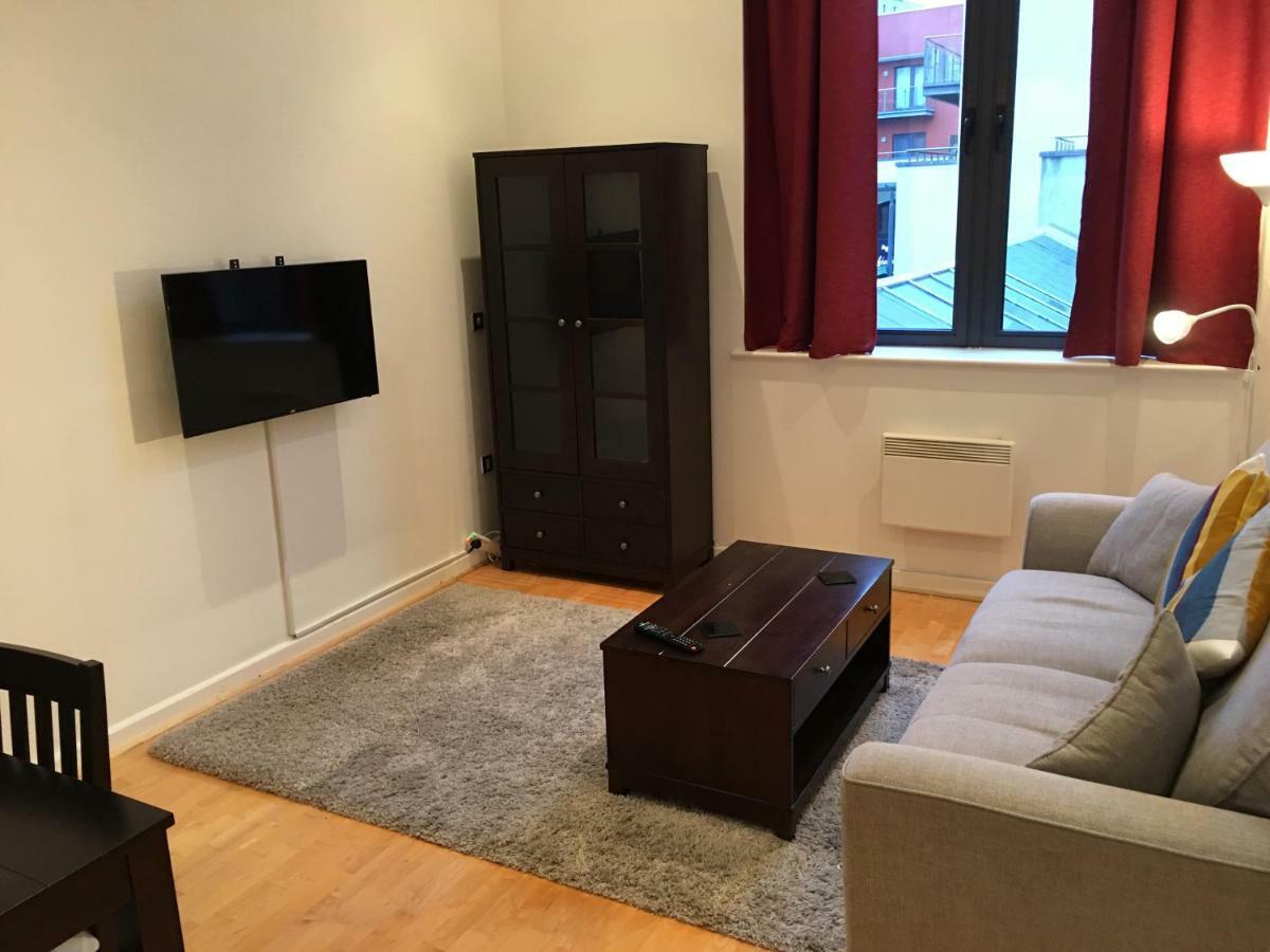 Stylish City Centre Apartment Cardiff Esterno foto