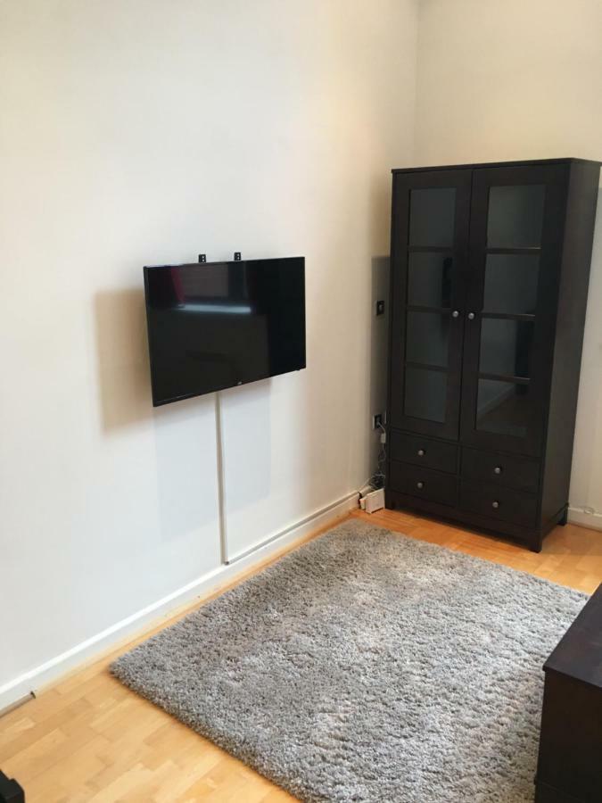 Stylish City Centre Apartment Cardiff Esterno foto