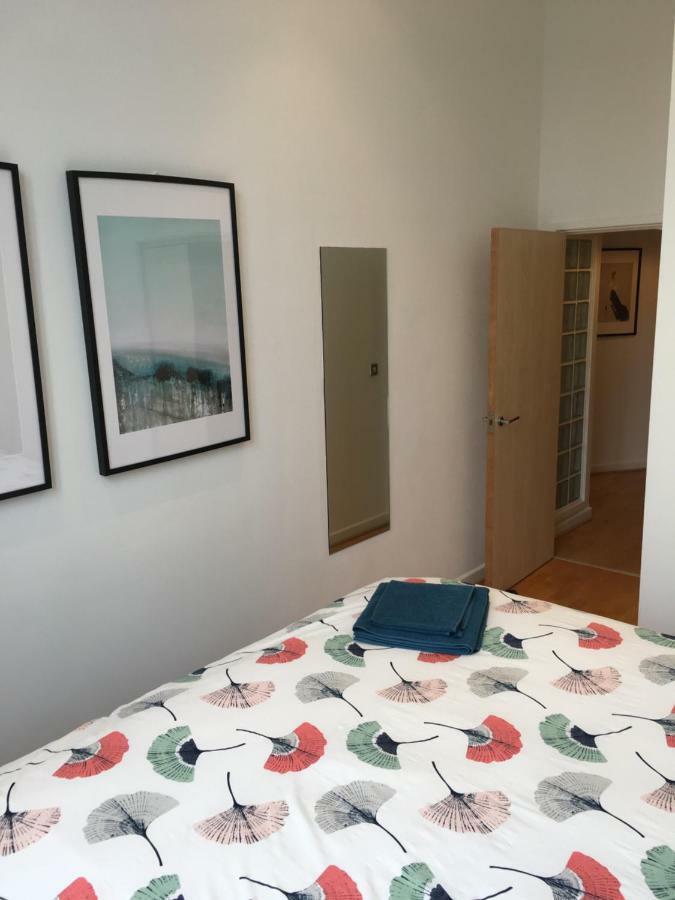 Stylish City Centre Apartment Cardiff Esterno foto