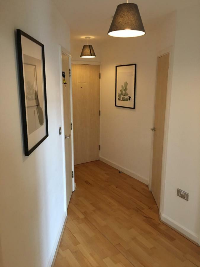 Stylish City Centre Apartment Cardiff Esterno foto